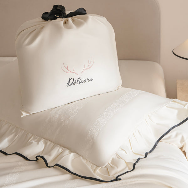 Royal Scalloped Bedding Set