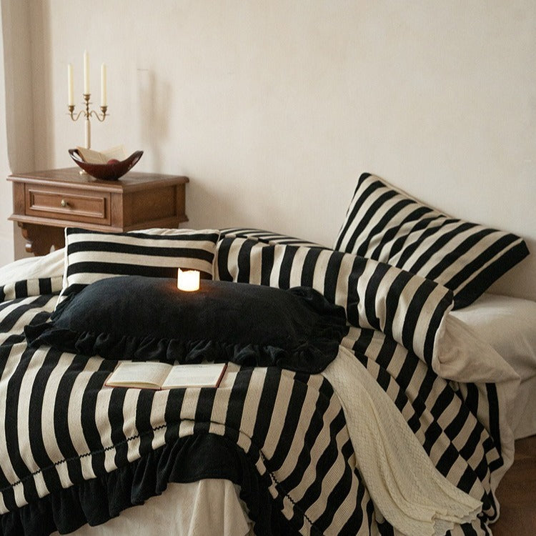 Warm Stripe Plus Bedding Set