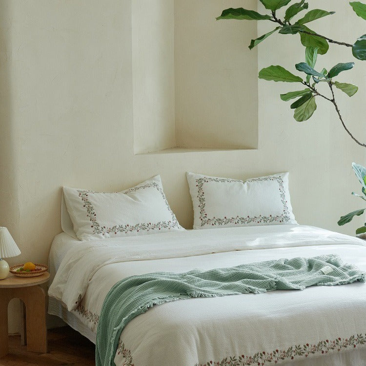 Floral Frame Bedding Set