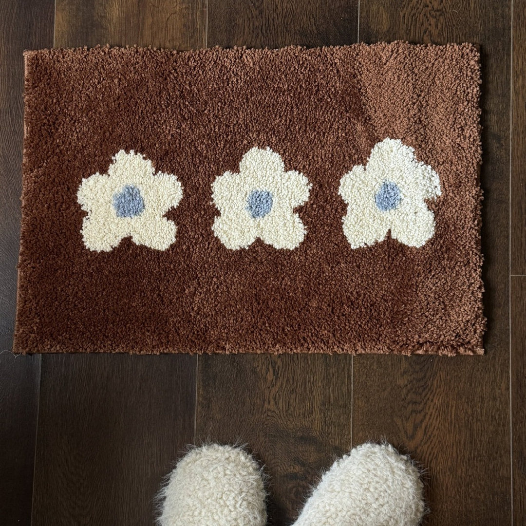 Mocha Daisy Rug
