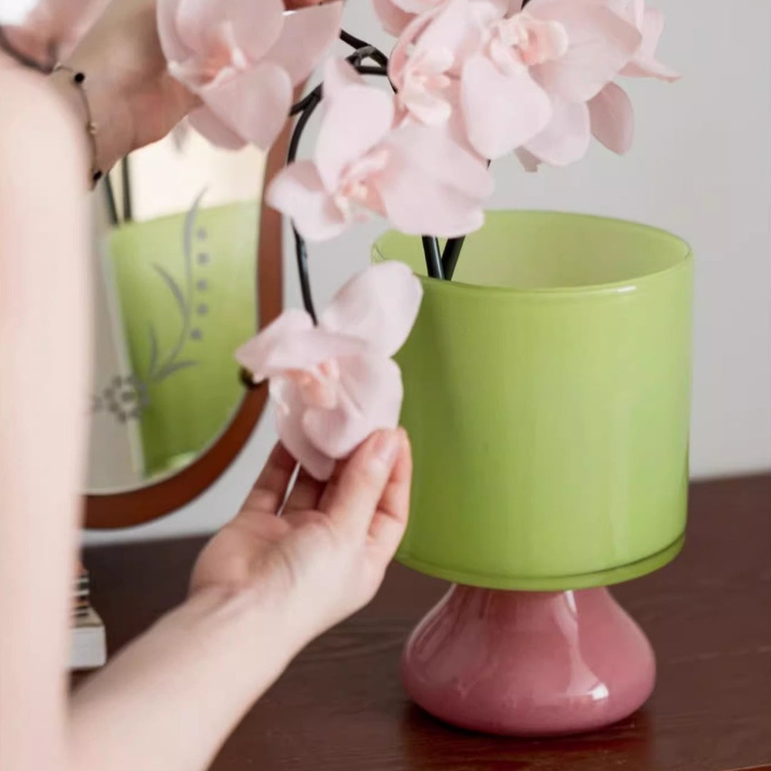 Fun Contrast Glass Vase