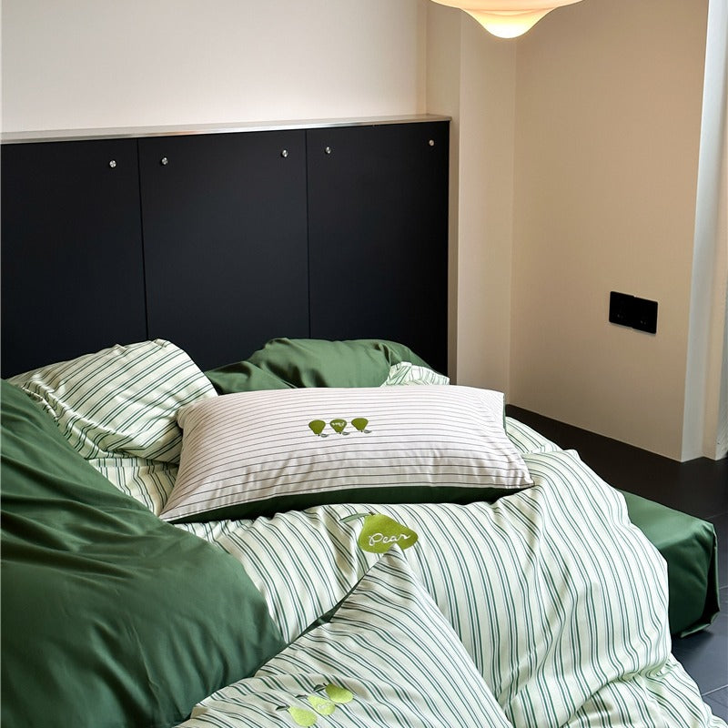 Green Pear Retro Bedding Set