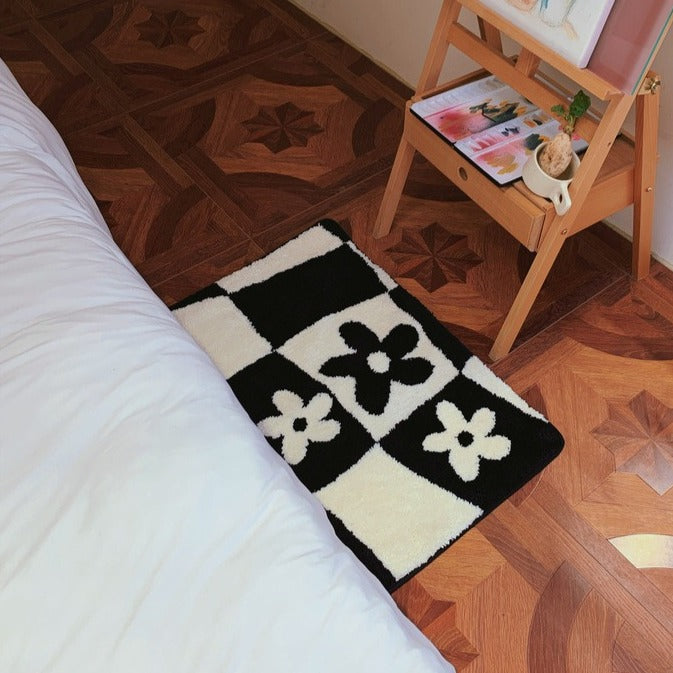 Checkerboard Daisy Bath Mat