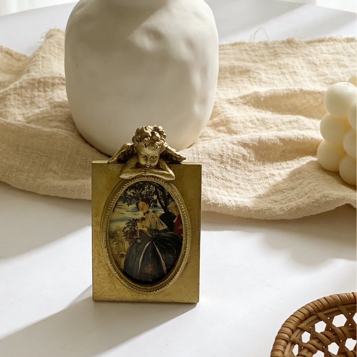 Cherub Top Mini Frame