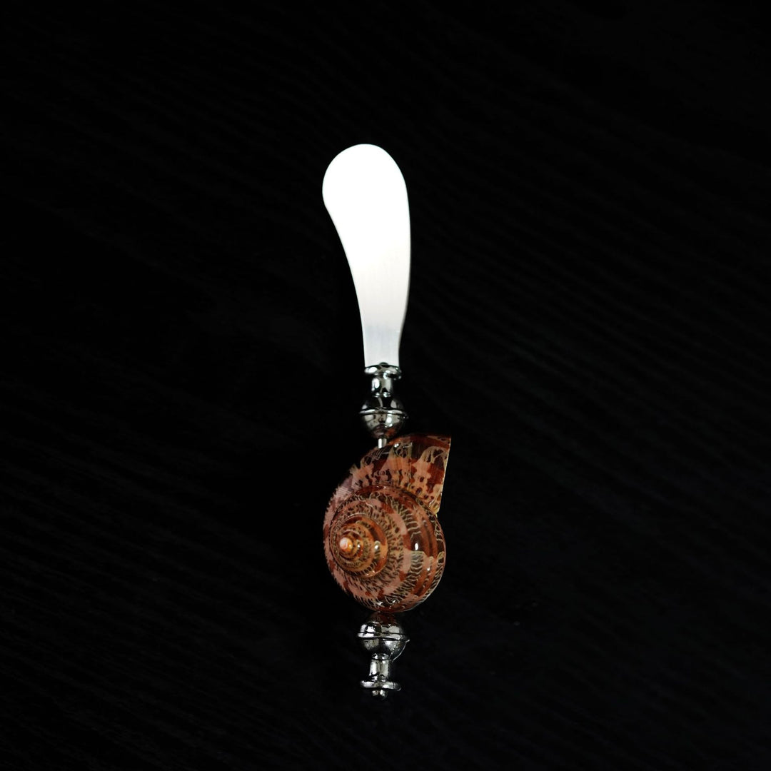 Patterned Conch Cutlery Collection