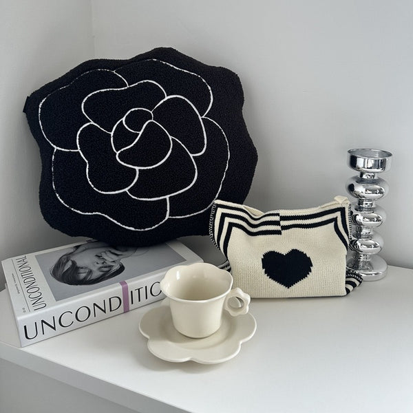 Camellia Cushion