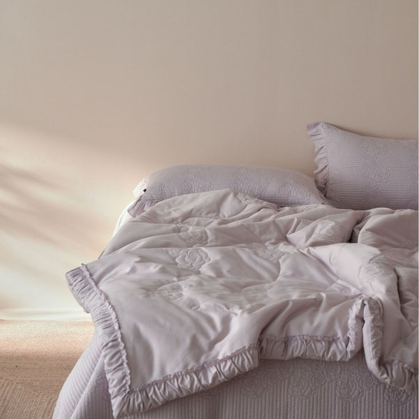 Buttercream Ruffle Summer Quilted Blanket