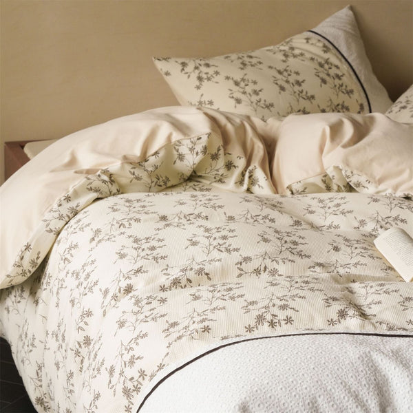 Beige Foliage Bedding Set