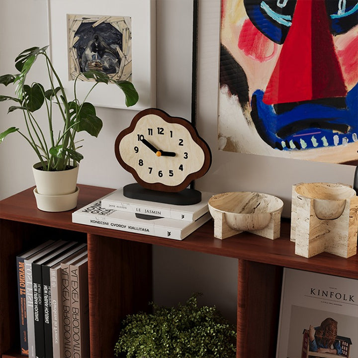 Nature Charm Desk Clock
