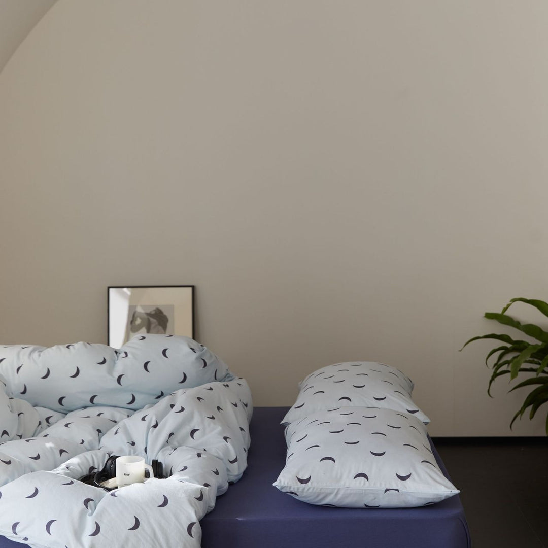 Calmly Moon Bedding Set Collection
