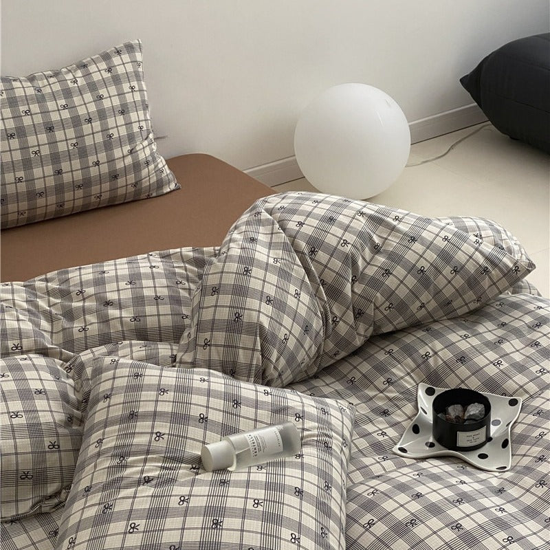 Vintage Line Bow Bedding Set