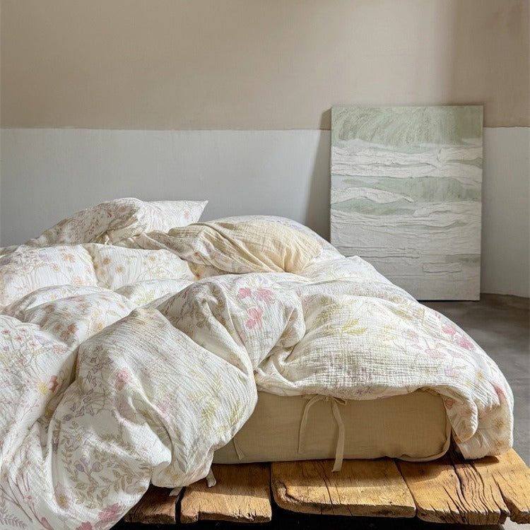 Vivid Floral Bedding Set