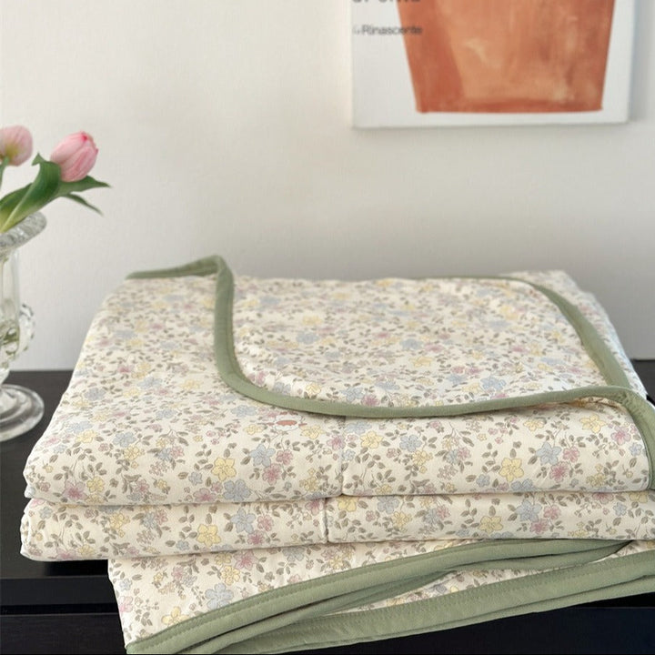 Sheep Land Summer Quilted Blanket