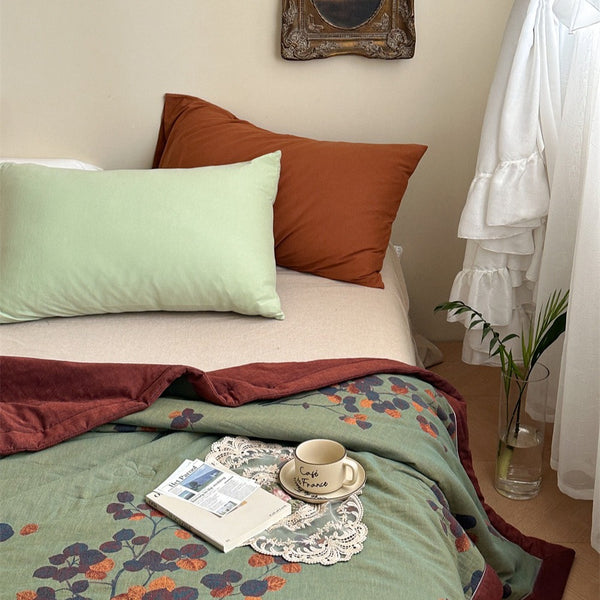 Foliage Summer Quilted Blanket