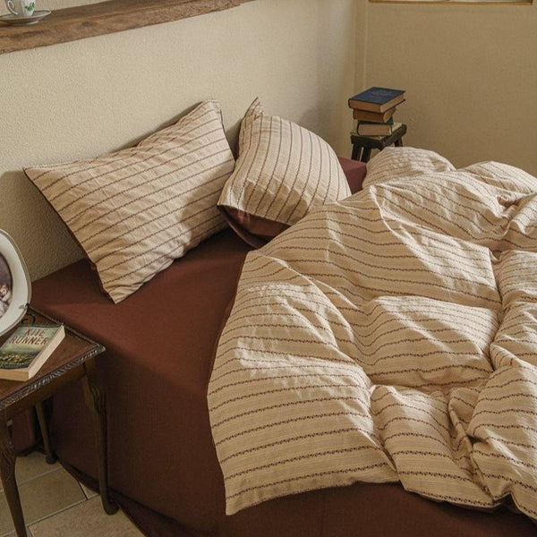 Cosy Farmhouse Stripe Bedding Set