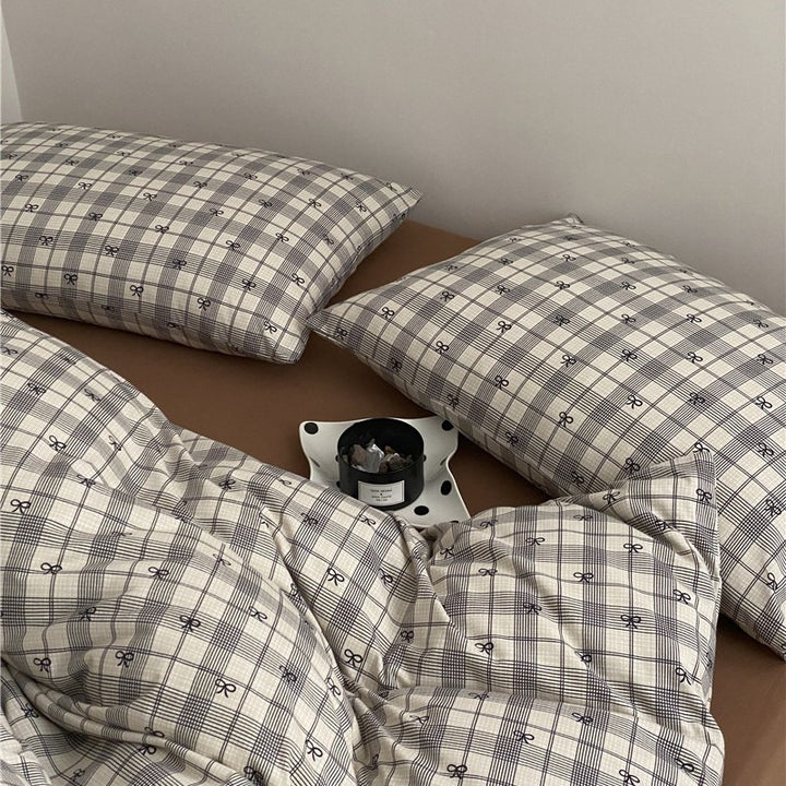 Vintage Line Bow Bedding Set