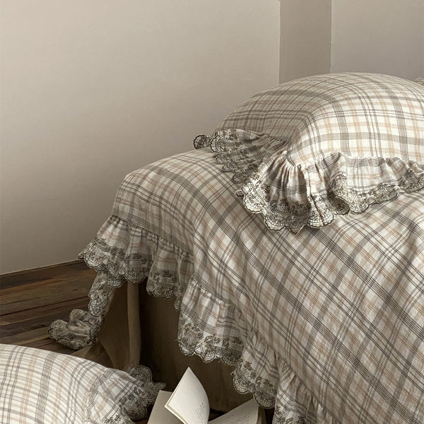 Japanese Tartan Ruffle Bedding Set