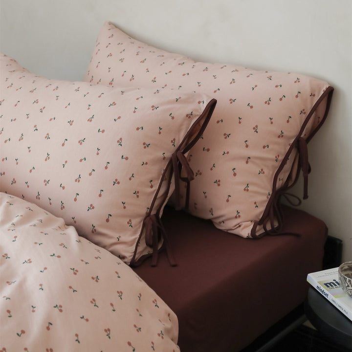 Cherry Ribbon Bedding Set