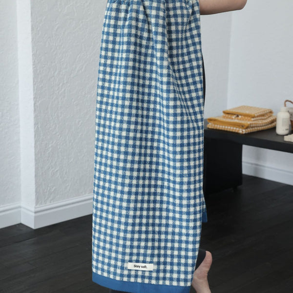 Minimalist Checkered Towel