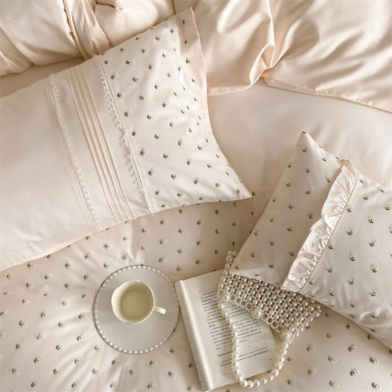 Bloom Whisper Bedding Set