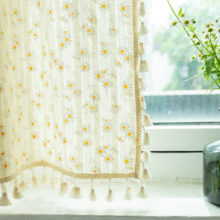 Daisyland Tassel Curtain