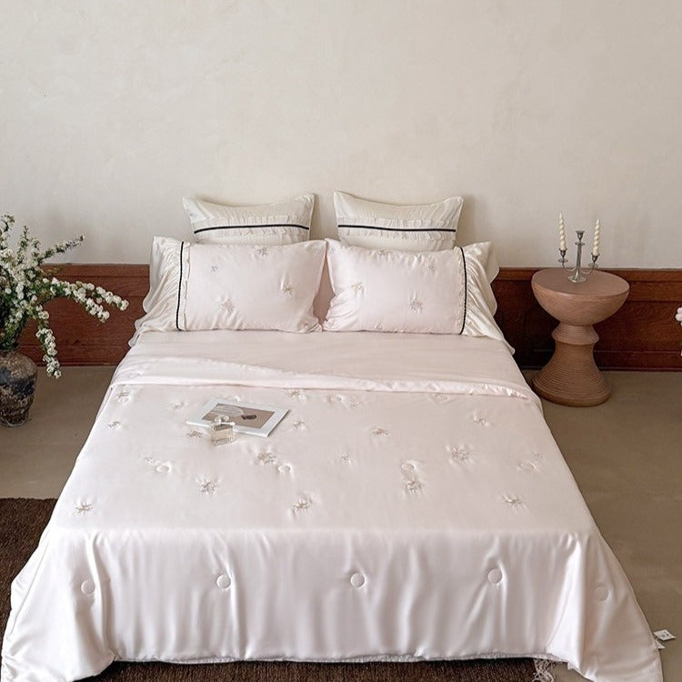 Vintage Rose Lyocell Summer Quilted Blanket