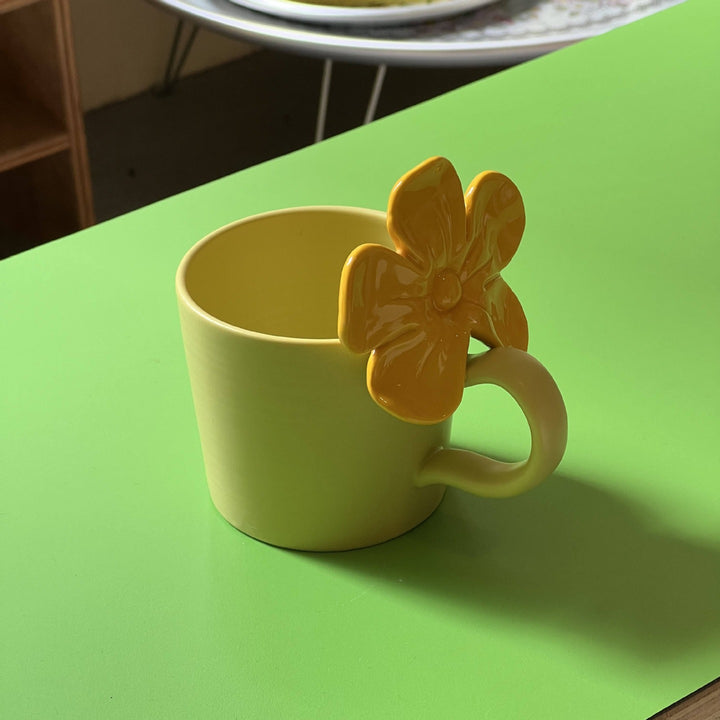 Big Bloom Handles Mug Collection