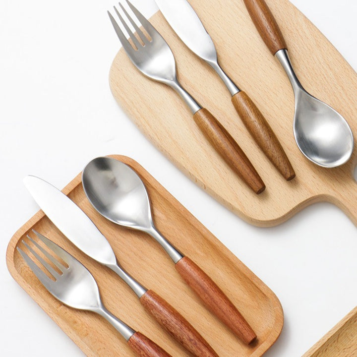 Chic Silver Cutlery Set