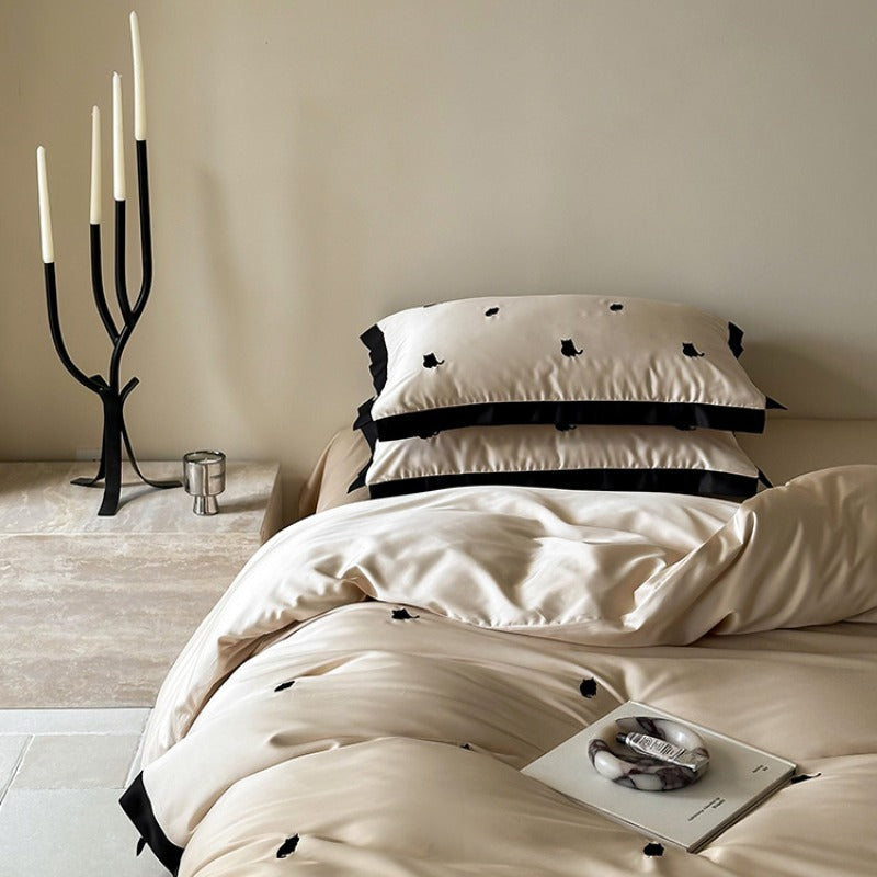 Black Line Bedding Set Collection - Kitty