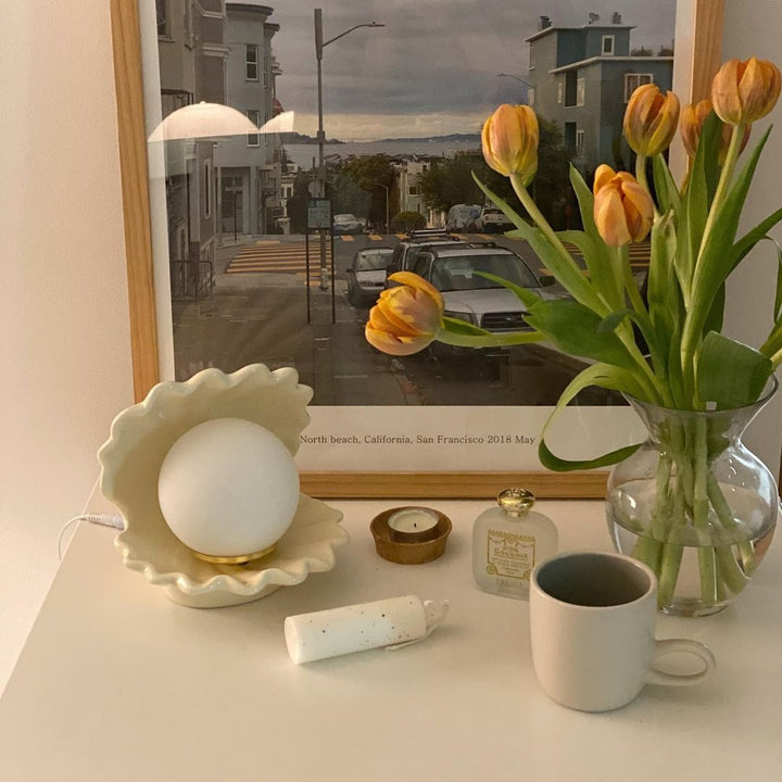 Lustre Shell Table Light