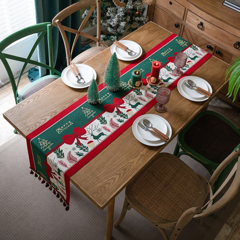 Elf’s Dreamweave Table Runner