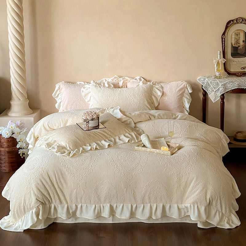 Warm French Ruffle Bedding Set