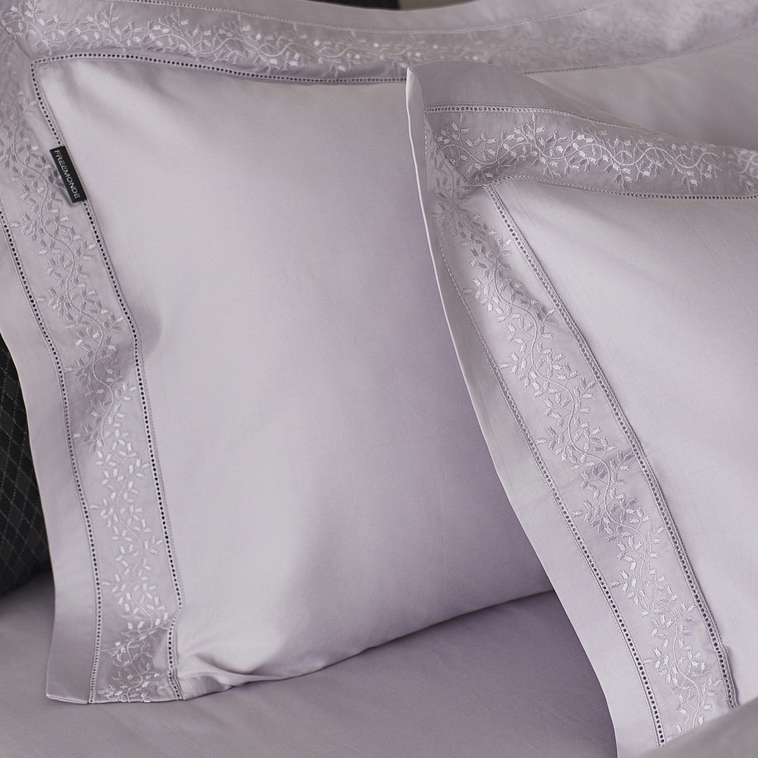 Silky Sateen Foliage Bedding Set