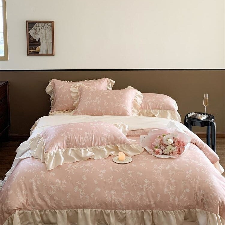 Pale Blossom Bedding Set