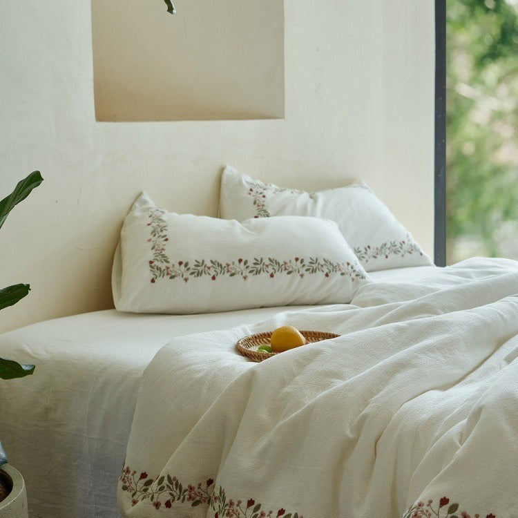 Floral Frame Bedding Set