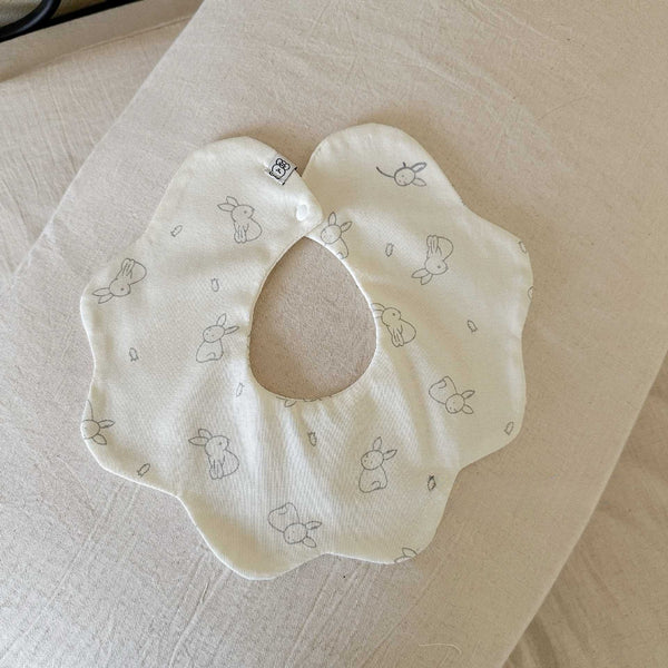 Country Petal Bib Set