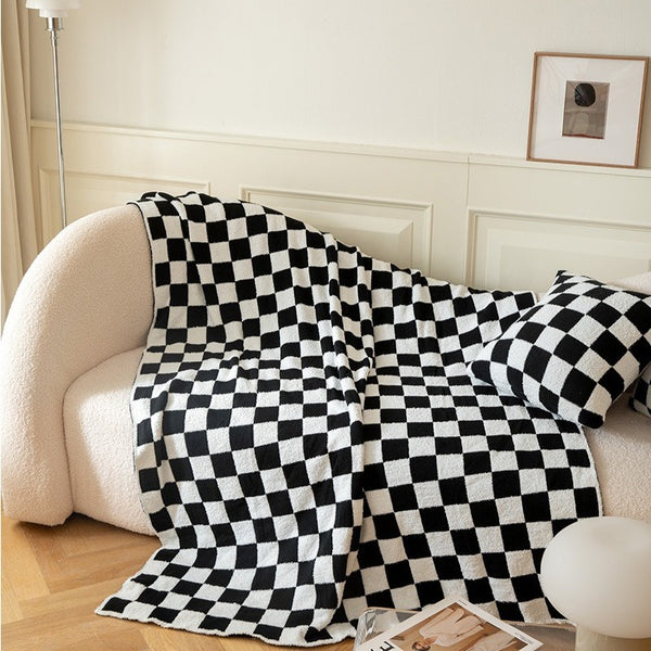 Checker Tumble Throw