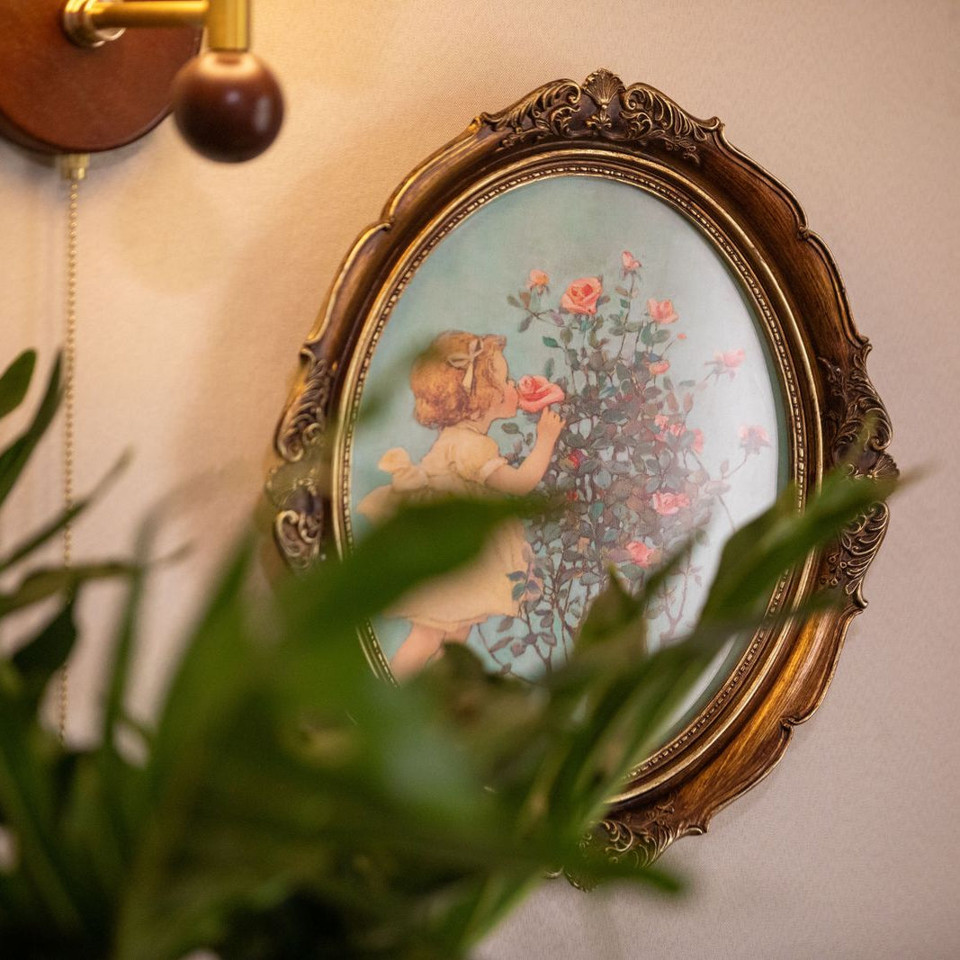 Victoria Hanging Photo Frame