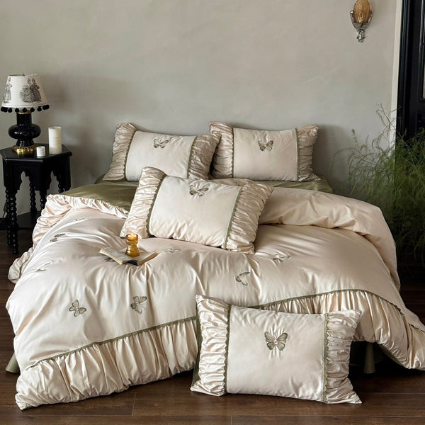 Fluttery Butterflies Bedding Set