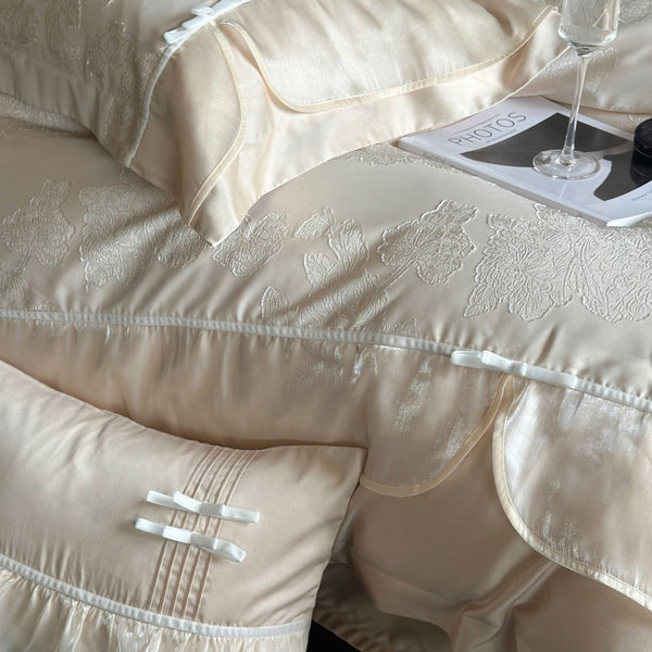 Rose Relief Bedding Set