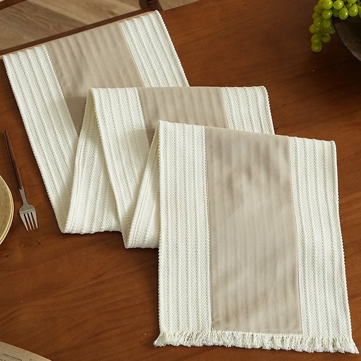 Ribbed Cotton Tassel Runner