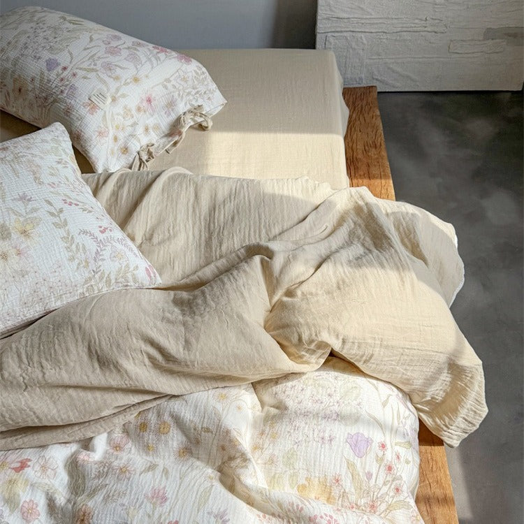 Vivid Floral Bedding Set