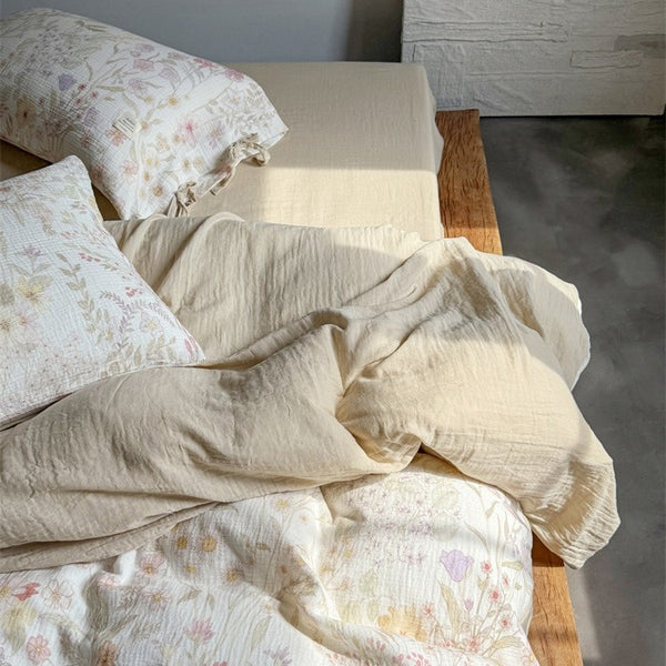 Vivid Floral Bedding Set