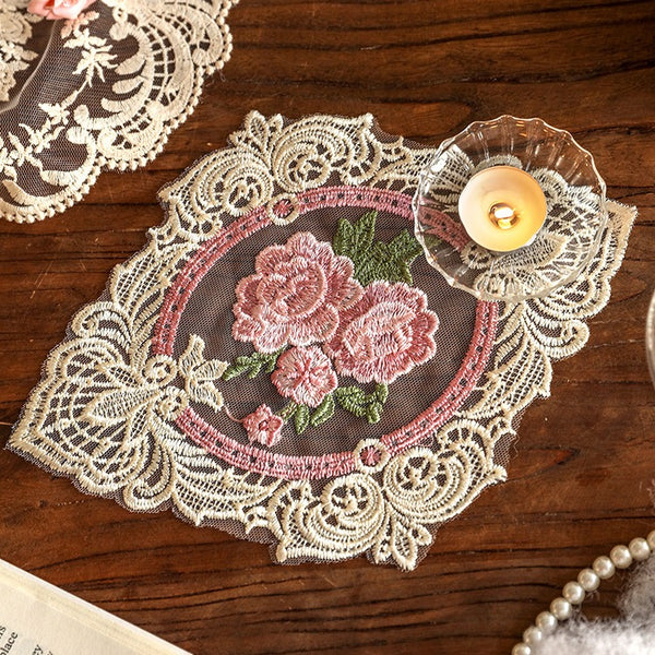Royal Lace Coaster Set