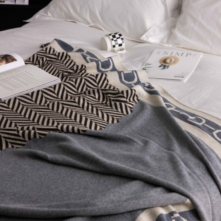 Steed Silhouette Throw