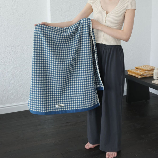 Minimalist Checkered Towel