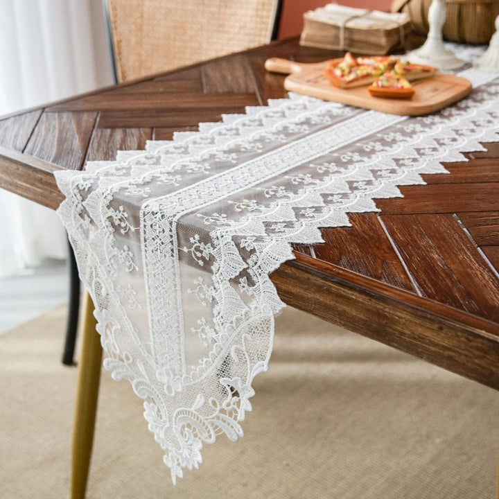 Old Floral Lace Table Runner