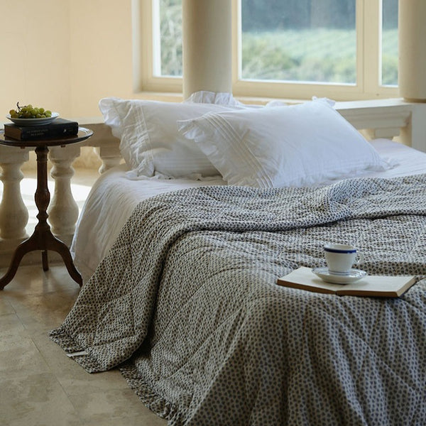 Soft Ditsy Floral Summer Quilted Blanket