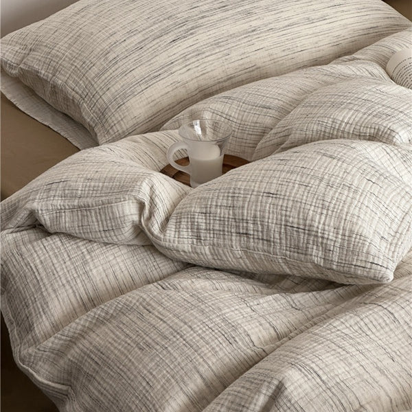 Minimal Sketch Stripe Bedding Set