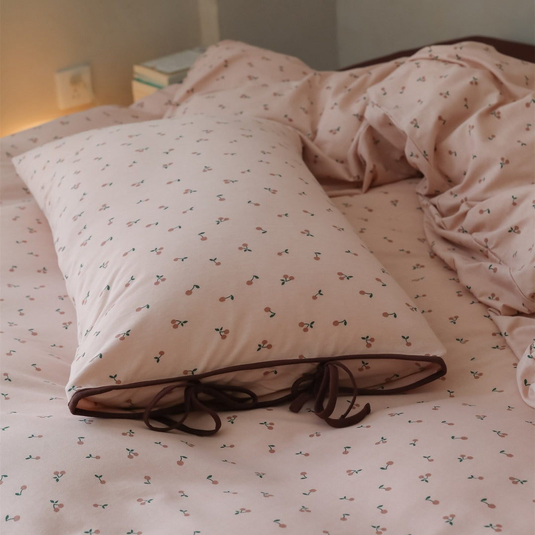 Cherry Ribbon Bedding Set